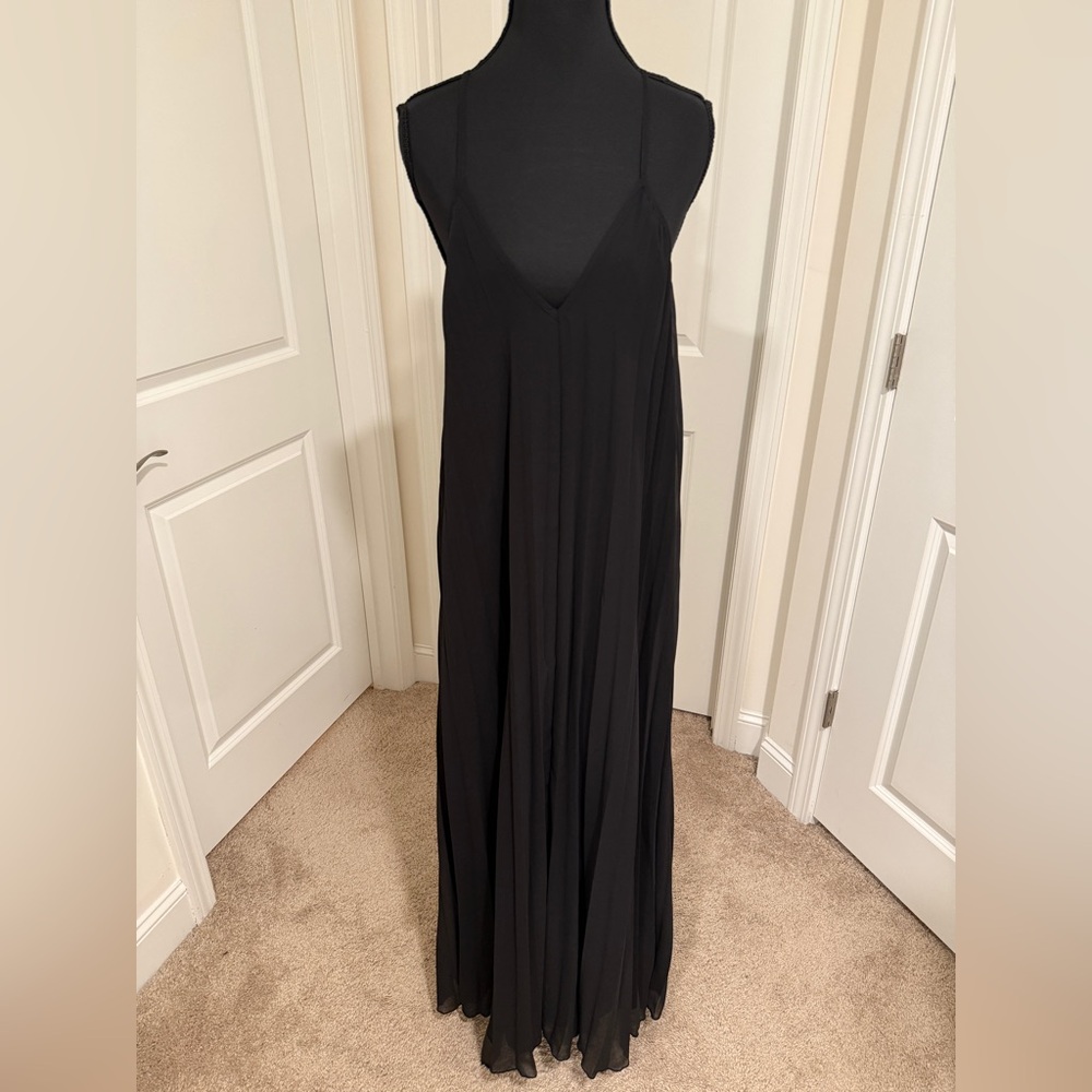 ASOS Design Pleated Cami Trapeze  Maxi Dress in Black